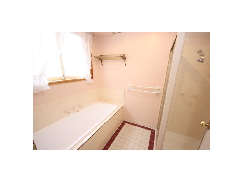 213 SWALLOW DRIVE, Erskine Park NSW 2759