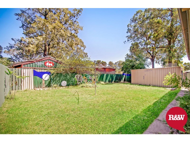 40 Roebuck Crescent, Willmot NSW 2770