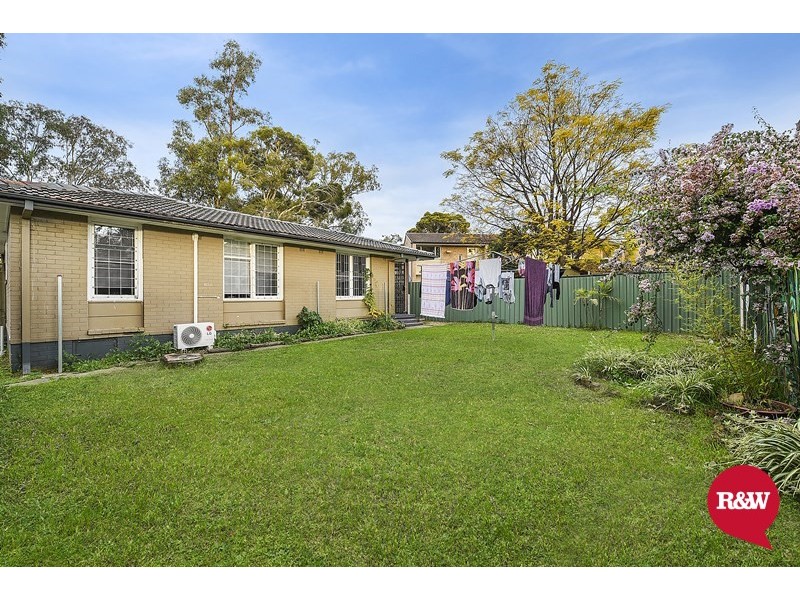 40 Roebuck Crescent, Willmot NSW 2770