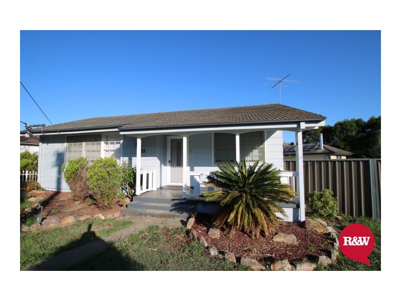 11 Amundsen Street, Tregear NSW 2770