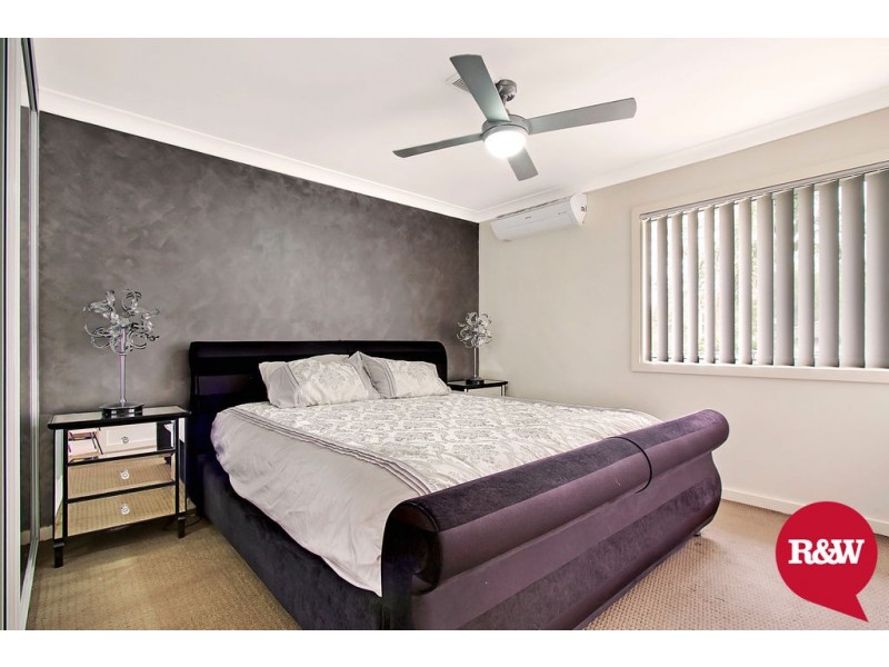 8 Peron Place, Willmot NSW 2770