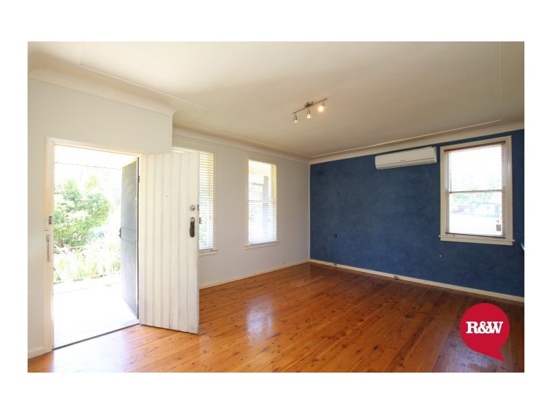 1 Arnold Avenue, St Marys NSW 2760