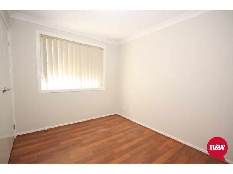 4 Twynam Place, Minto NSW 2566