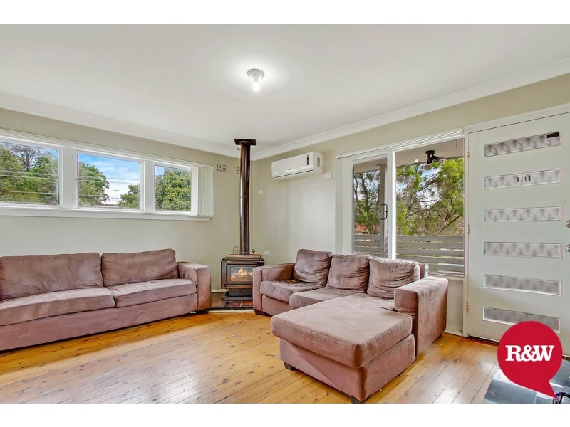2 and 2a Somov Place, Tregear NSW 2770