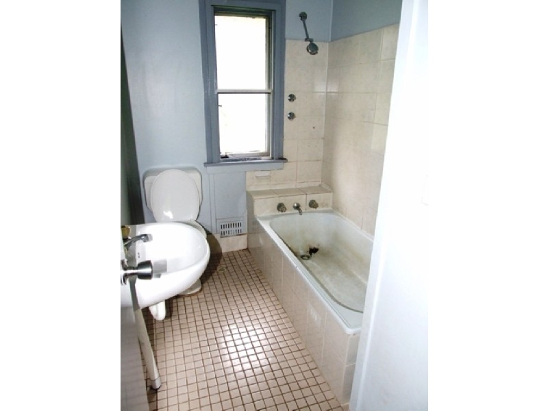 82 BULOLO DRIVE, Whalan NSW 2770