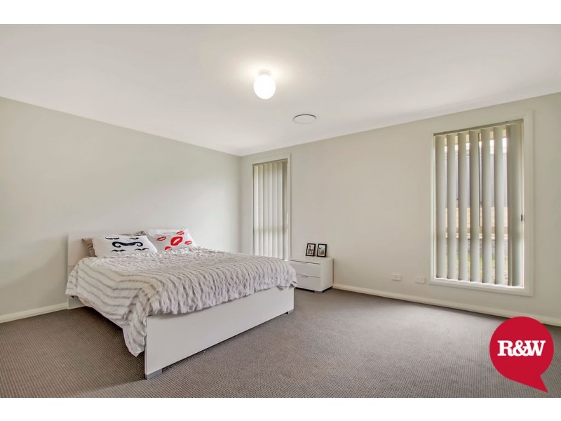 34 Longhurst Street, Oran Park NSW 2570