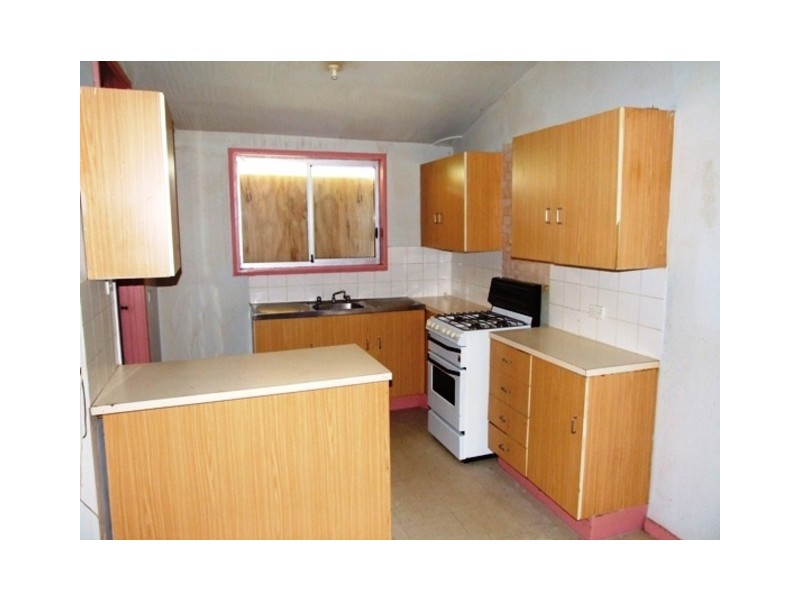 4 ALINGA PLACE, Doonside NSW 2767