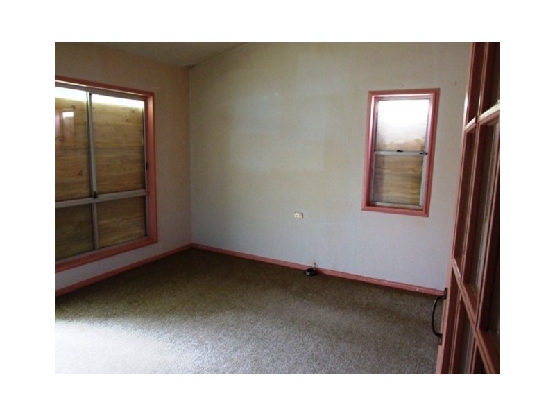 4 ALINGA PLACE, Doonside NSW 2767