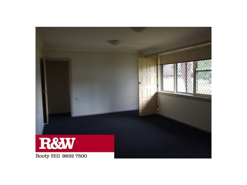 38 PALMYRA AVENUE, Lethbridge Park NSW 2770