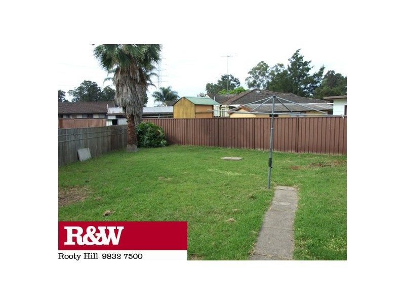 38 PALMYRA AVENUE, Lethbridge Park NSW 2770