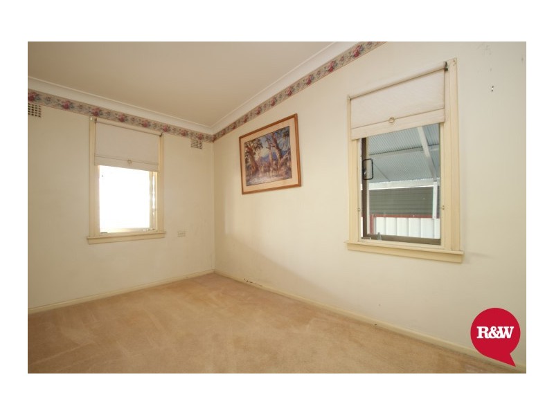 77 Manila Road, Lethbridge Park NSW 2770