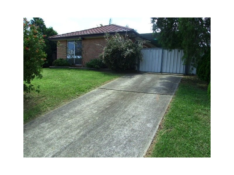 26 GILLIAN CRESCENT, Hassall Grove NSW 2761