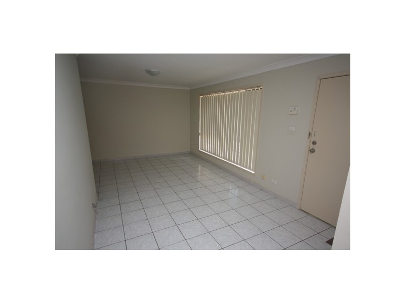 9 FLORIAN GROVE, Oakhurst NSW 2761