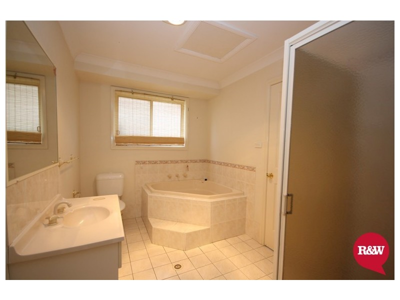 9 Glenroben Place, Mount Druitt NSW 2770