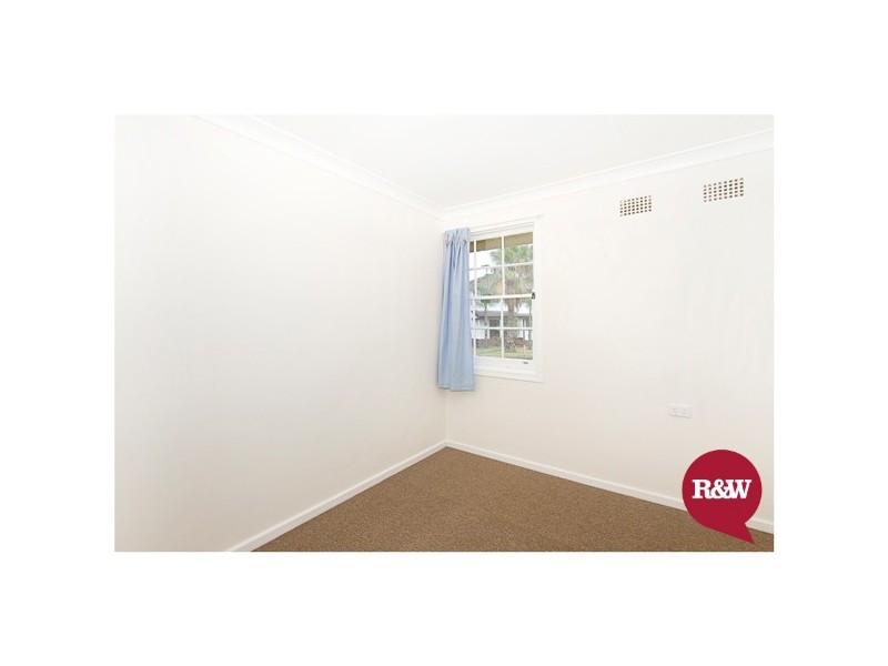 5 Basildon Place, Hebersham NSW 2770