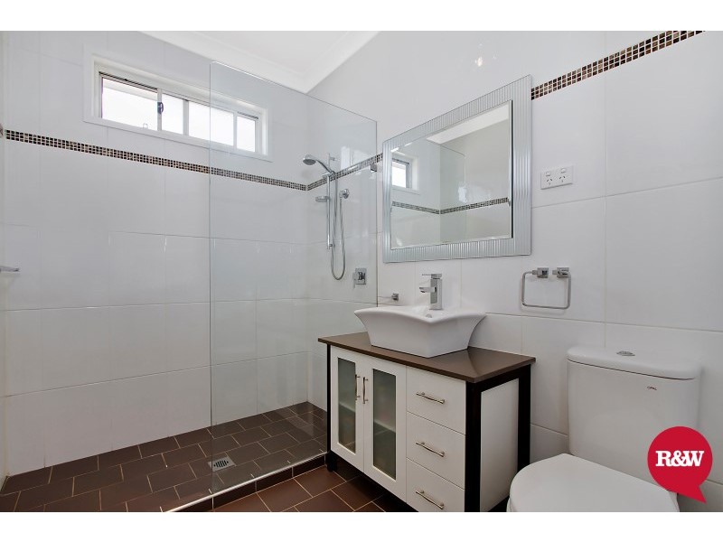 2A Lincoln Drive, Cambridge Park NSW 2747