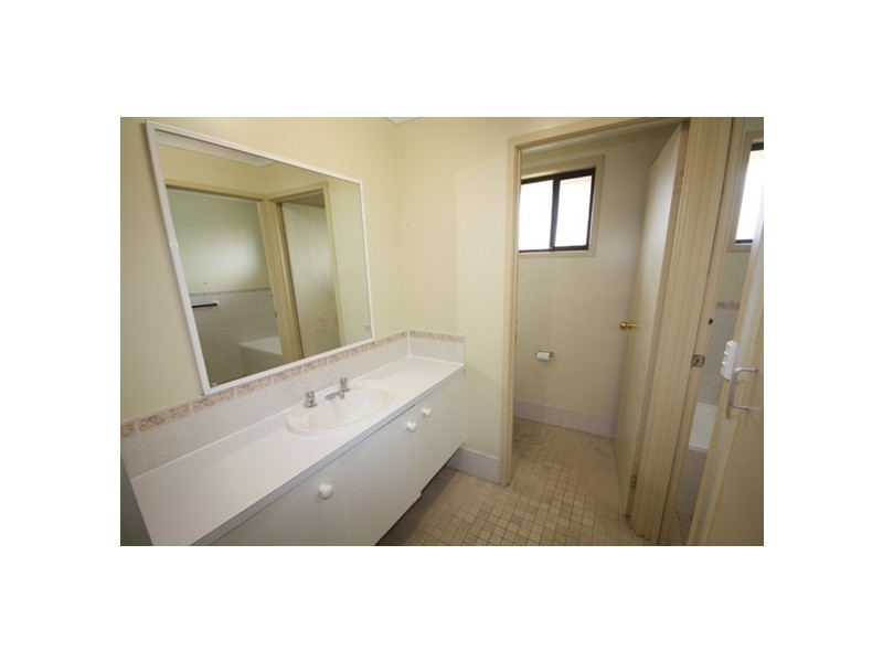 10 MAGYAR  PLACE, Oakhurst NSW 2761