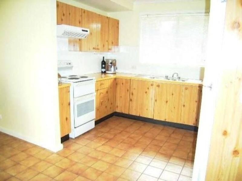 2 ARNHEM PLACE, Willmot NSW 2770