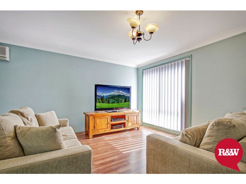 3 Seale Way, Oakhurst NSW 2761