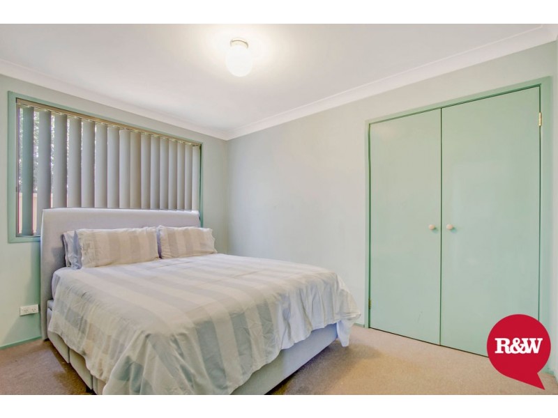 3 Seale Way, Oakhurst NSW 2761