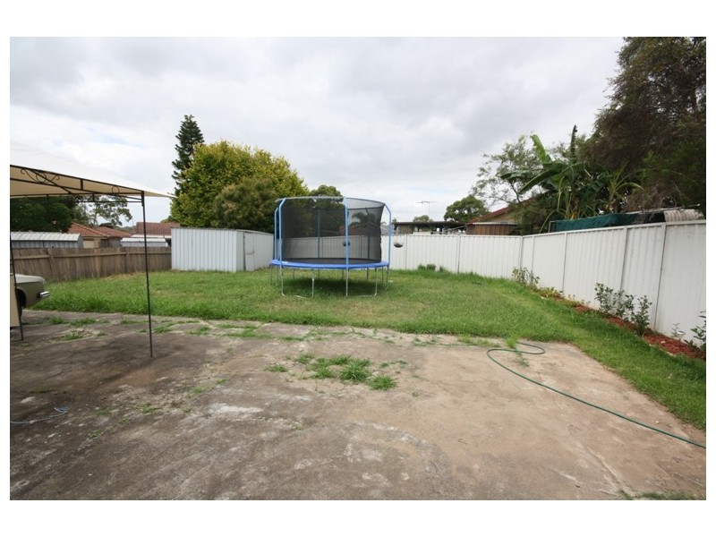 4 LYDIA PLACE, Hassall Grove NSW 2761