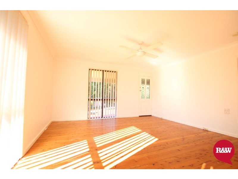 30 Fitzgerald Crescent, Blackett NSW 2770