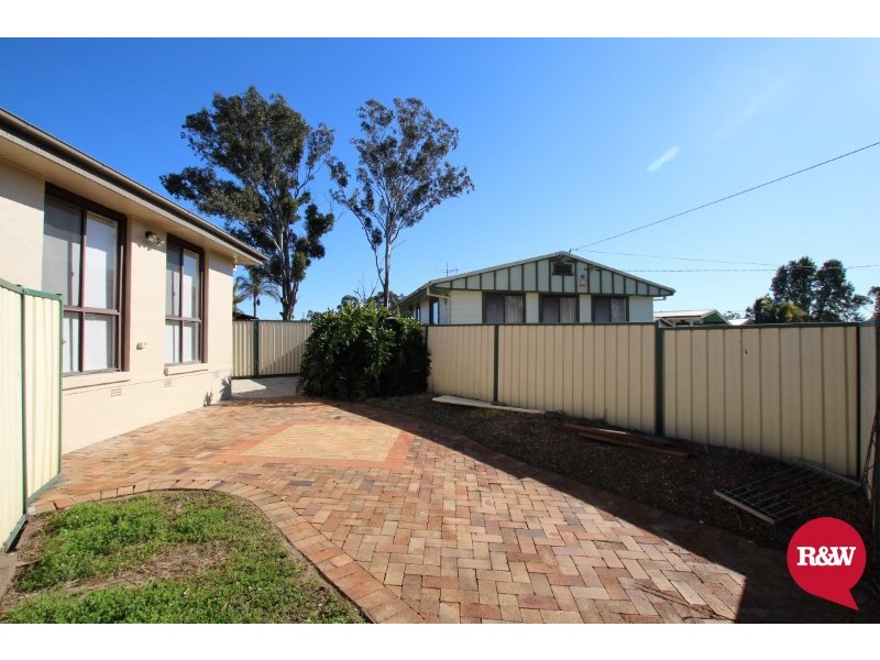 30 Fitzgerald Crescent, Blackett NSW 2770