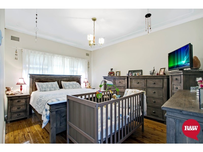 14 Constance Avenue, Oxley Park NSW 2760