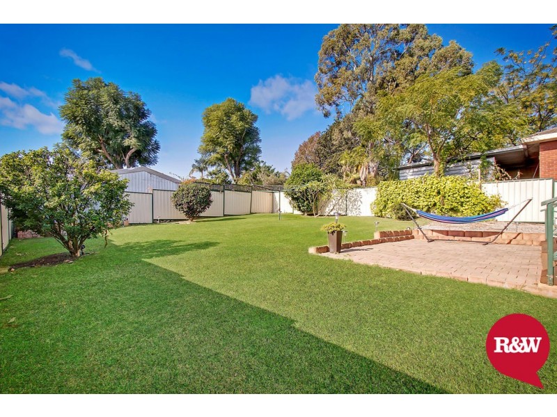 63 Beaconsfield Road, Rooty Hill NSW 2766