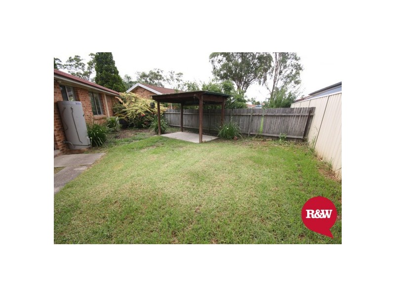 11 Magyar Place, Oakhurst NSW 2761