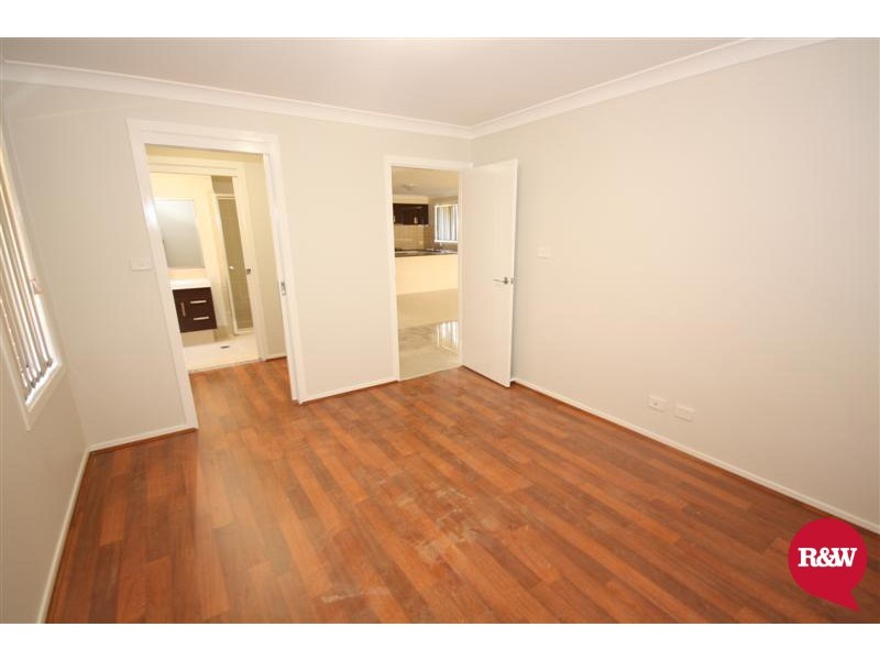 25 Grampian Avenue, Minto NSW 2566