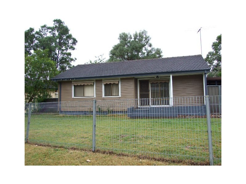 72 BENNETT ROAD, Colyton NSW 2760