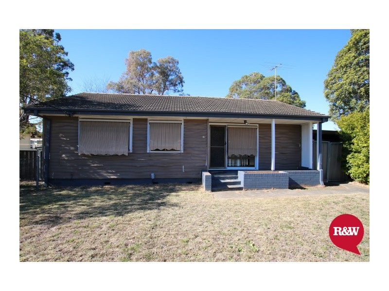 72 Bennett Road, Colyton NSW 2760