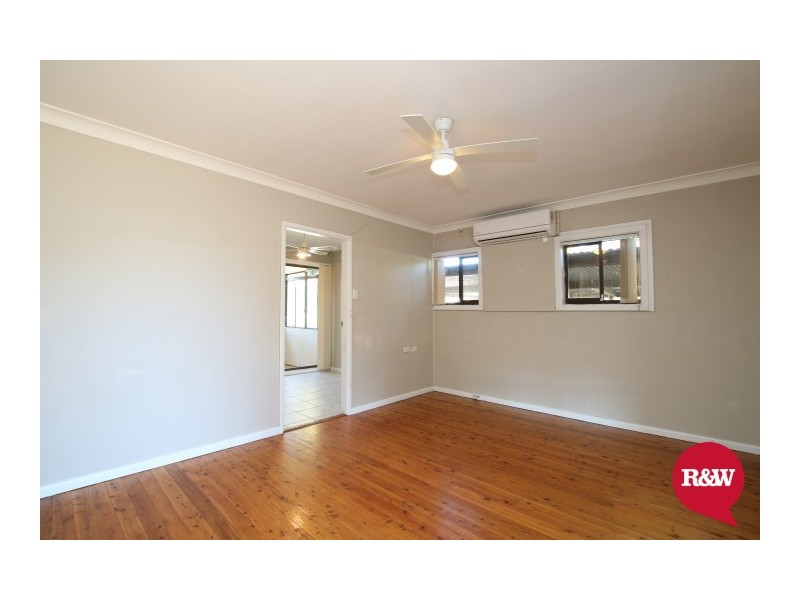 72 Bennett Road, Colyton NSW 2760