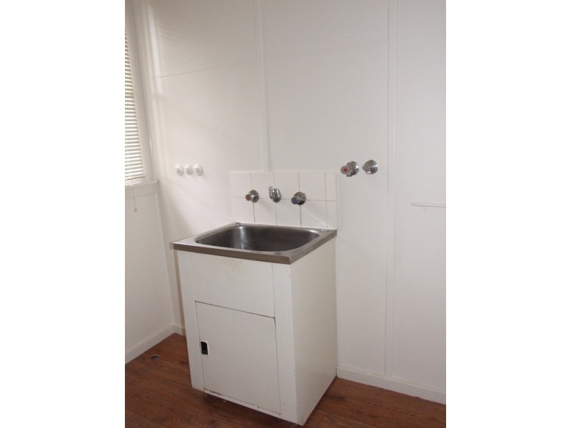 12 POPONDETTA ROAD, Whalan NSW 2770