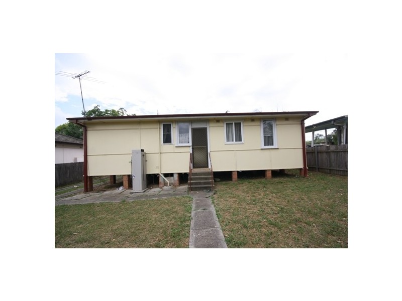 12 POPONDETTA ROAD, Whalan NSW 2770