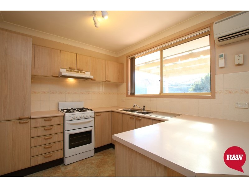 33 Brussels Crescent, Rooty Hill NSW 2766