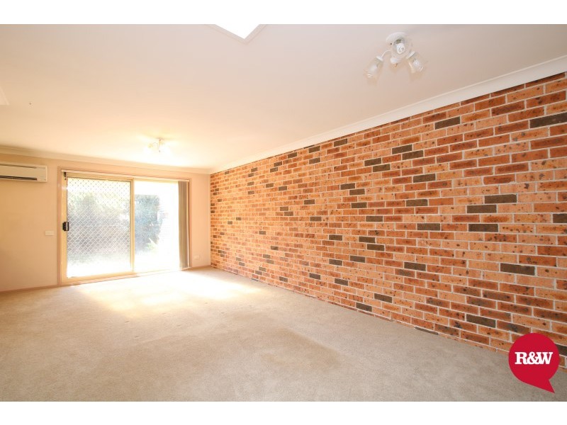 33 Brussels Crescent, Rooty Hill NSW 2766