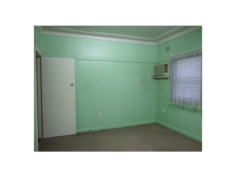 8 MINCHINBURY STREET, Eastern Creek NSW 2766