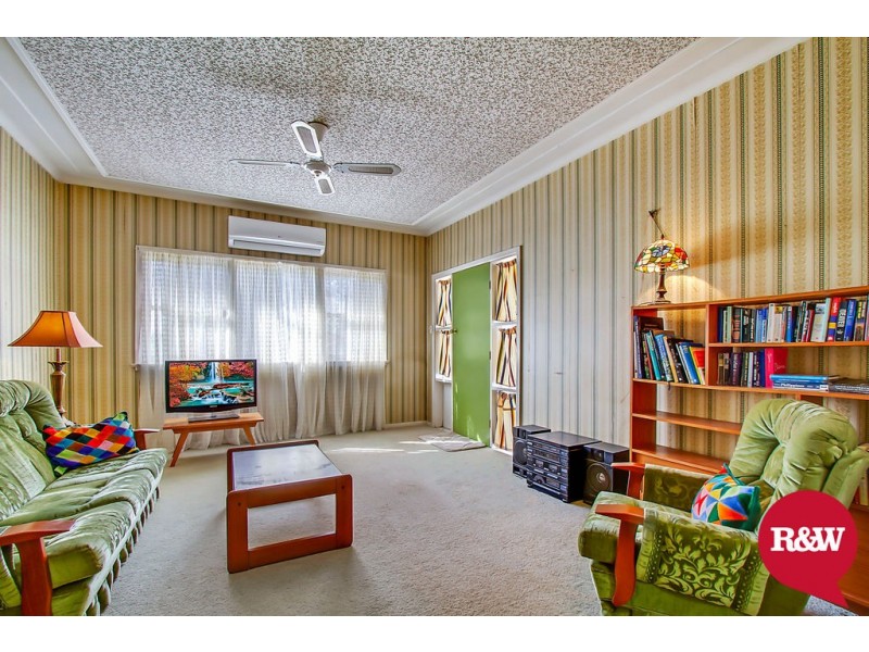 8 Perkins Street, Rooty Hill NSW 2766