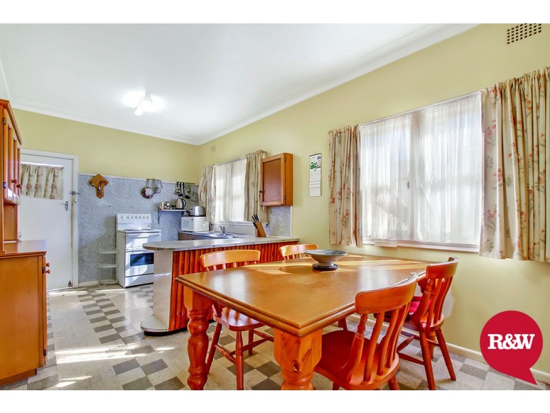 8 Perkins Street, Rooty Hill NSW 2766