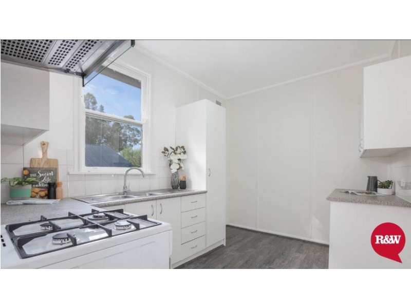 27 Moffatt Drive, Lalor Park NSW 2147