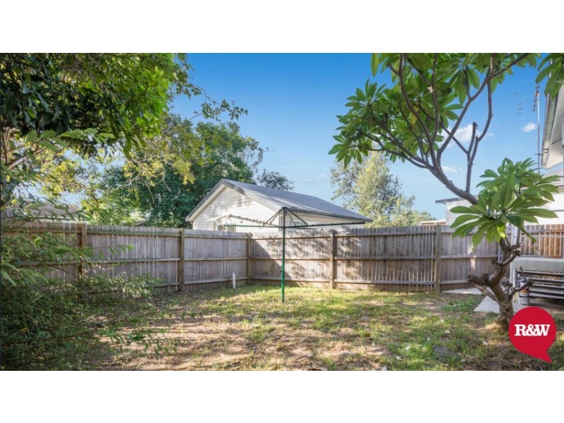 27 Moffatt Drive, Lalor Park NSW 2147