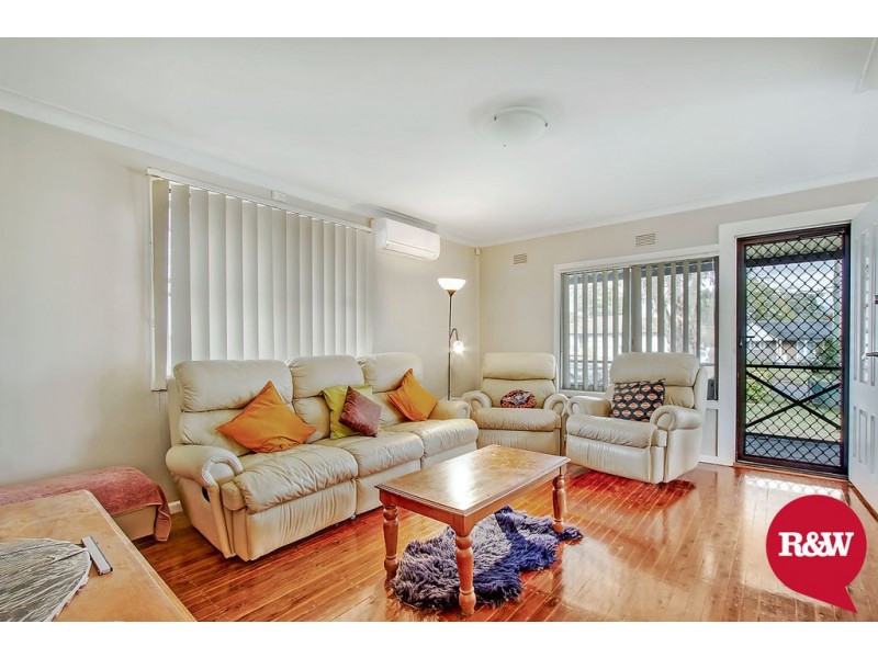 29 Kista Dan Avenue, Tregear NSW 2770