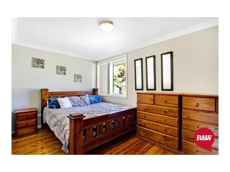 43 Roebuck Crescent, Willmot NSW 2770