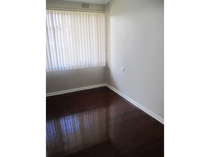 12 ROTORUA STREET, Lethbridge Park NSW 2770