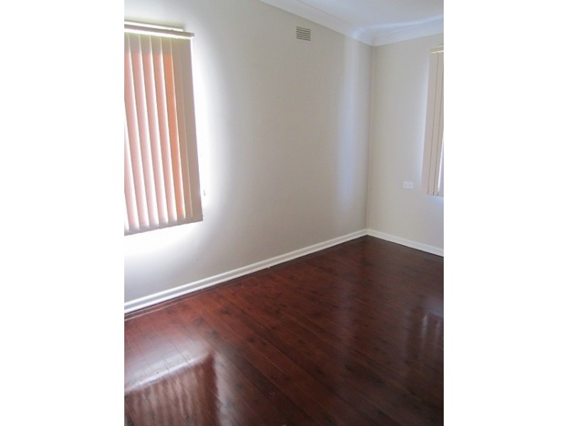 12 ROTORUA STREET, Lethbridge Park NSW 2770