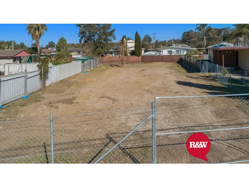 3 Glenrothes Place, Dharruk NSW 2770
