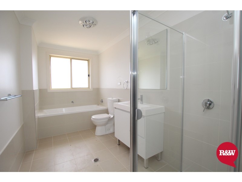 27 Gawler Avenue, Minto NSW 2566