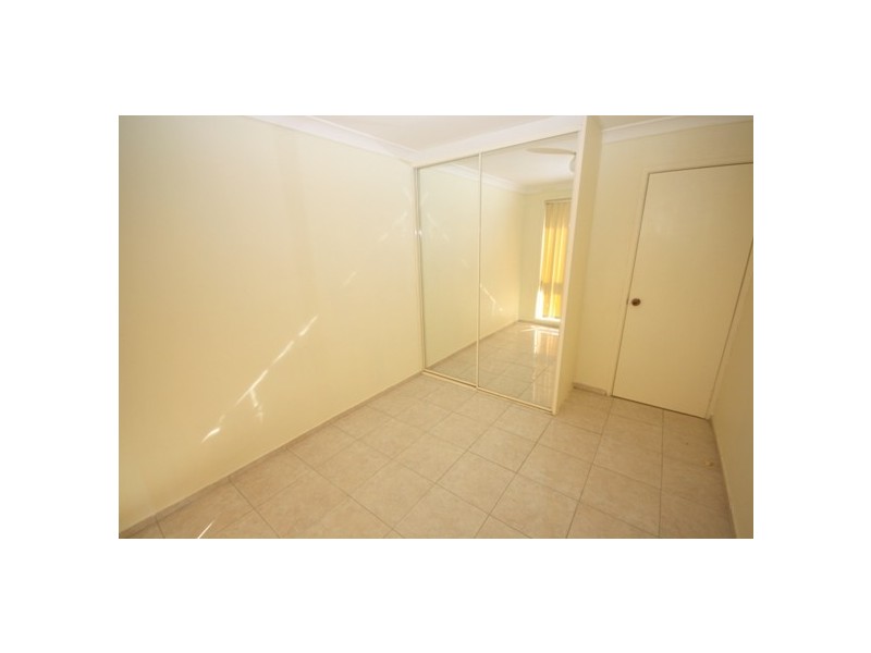 6 SALAMANDER STREET, St Clair NSW 2759